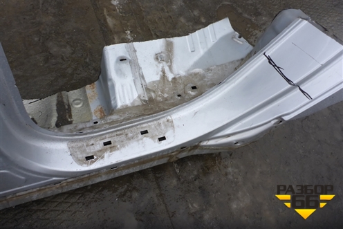 Порог со стойкой левый для Hyundai ix 35 с 2010г (Ай икс 35)