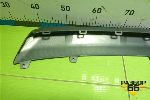 Накладка переднего бампера (8889168054) для Geely Monjaro с 2021г (Монджаро)