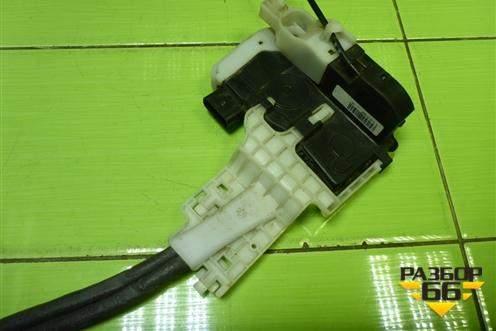 Замок двери передней левой (813102Y000) для Hyundai ix 35 с 2010г (Ай икс 35)