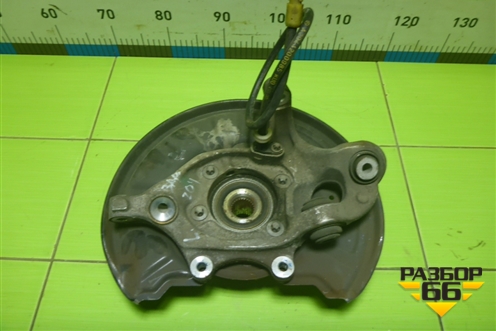 Кулак задний левый для Mercedes Benz C-Klass W204 с 2007-2014г (Ц)