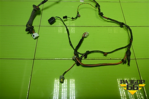 Проводка двери задней правой (916602Y040) для Hyundai ix 35 с 2010г (Ай икс 35)