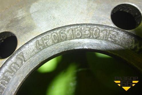 Диск тормозной передний вентилируемый (4F0615301E) для Audi A6 (C6) с 2004-2011г (А6)