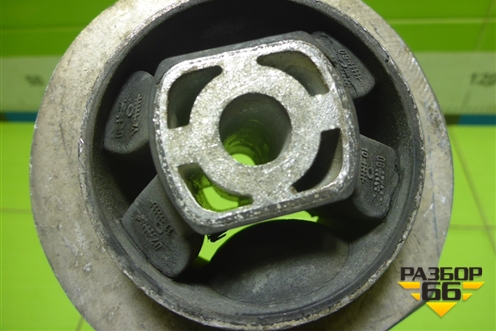 Рычаг передний правый нижний (8K0407696E) для Audi A4 (В8) с 2007-2015г (А4)