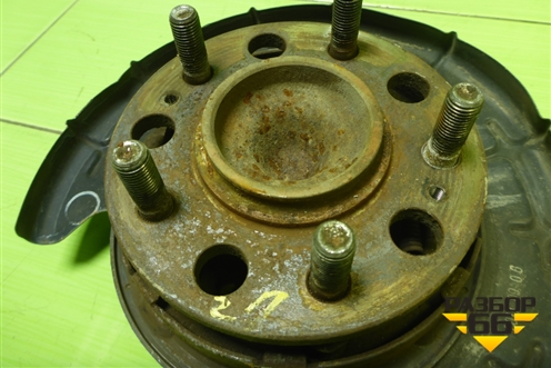 Кулак задний правый для Hyundai ix 35 с 2010г (Ай икс 35)