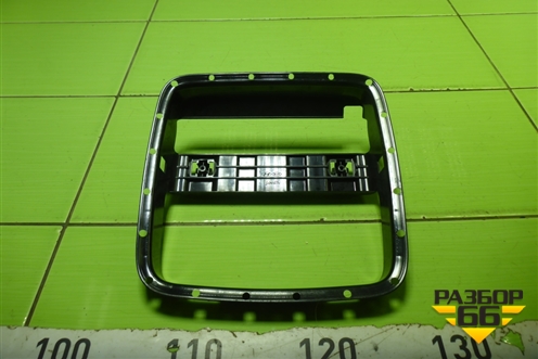 Кронштейн (плафона салонного) (156056350) для Hyundai ix 35 с 2010г (Ай икс 35)