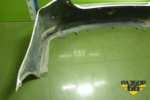 Бампер задний (под парктроник) (5215902A20) для Toyota Corolla (E18) с 2012-2019г (Королла 180)