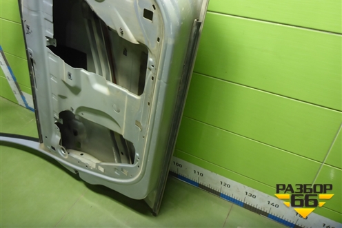 Дверь передняя левая для Renault Megane 2 с 2002-2009г (Меган)