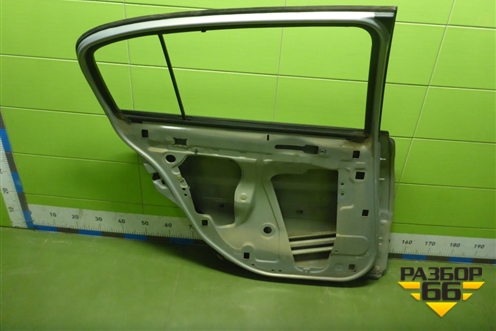 Дверь задняя левая для Renault Megane 2 с 2002-2009г (Меган)