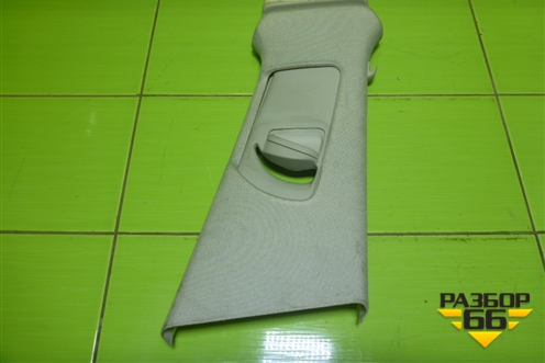 Обшивка стойки центральная верхняя правая (8K0867282B) для Audi A4 (В8) с 2007-2015г (А4)