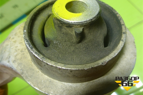 Рычаг передний правый нижний для Audi A4 (В7) с 2004-2009г (А4)