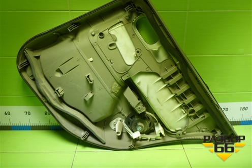 Обшивка двери задней левой под электрику (со шторкой седан) (156016642) для Renault Megane 2 с 2002-2009г (Меган)