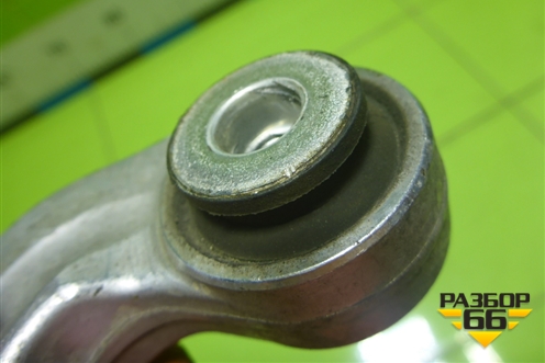 Стойка переднего стабилизатора (4D0411317K) для Audi A6 (C6) с 2004-2011г (А6)