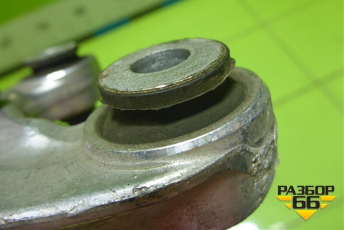 Стойка переднего стабилизатора (4D0411317K) для Audi A6 (C6) с 2004-2011г (А6)