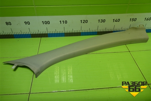 Обшивка стойки лобового стекла правая (8200034954) для Renault Megane 2 с 2002-2009г (Меган)