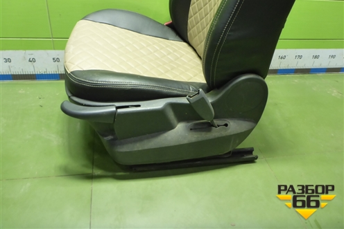 Сиденья комплект (AIR BAG подогрев седан) для Renault Megane 2 с 2002-2009г (Меган)