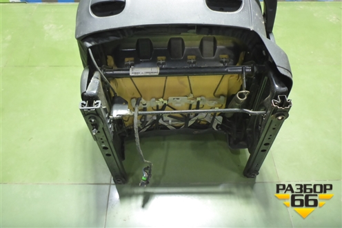 Сиденья комплект (AIR BAG подогрев седан) для Renault Megane 2 с 2002-2009г (Меган)