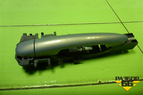 Ручка наружная двери задней правой (8200028463) для Renault Megane 2 с 2002-2009г (Меган)