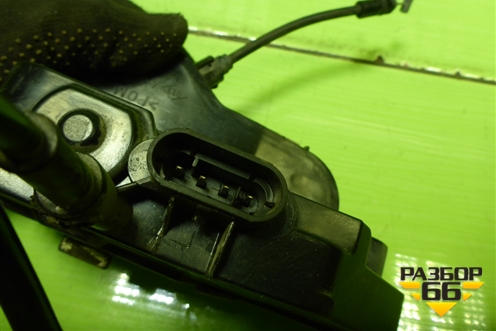 Замок двери передней правой для Renault Megane 2 с 2002-2009г (Меган)