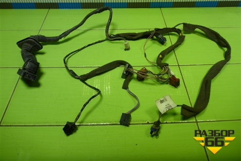 Проводка двери передней левой (8200525234) для Renault Megane 2 с 2002-2009г (Меган)