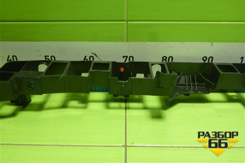 Кронштейн переднего бампера центральный (5252160240) для Toyota Land Cruiser Prado(250) с 2023-2025г (Ленд Крузер Прадо)