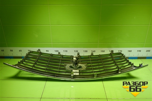 Решетка радиатора (под камеру) (623101LA0A) для Infiniti Infiniti QX56/QX80 (Z62) с 2010г (Ку икс56/80)