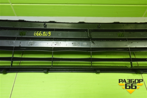 Решетка радиатора (до 2019г нижняя часть под парктроник) (5311248160) для Lexus RX 350 c 2015г (РХ)