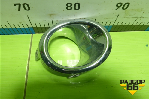 Накладка ПТФ правая (до 2014г) (622561LA0A) для Infiniti Infiniti QX56/QX80 (Z62) с 2010г (Ку икс56/80)