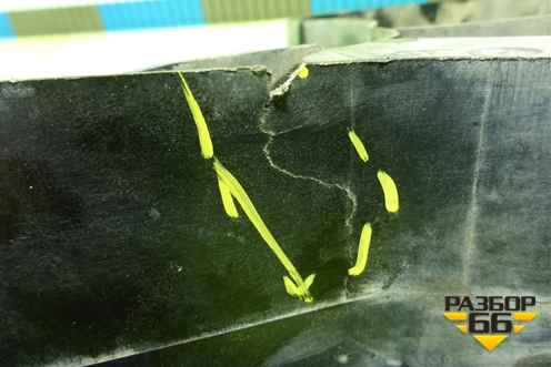 Кронштейн фары левой (8200137495) для Renault Megane 2 с 2002-2009г (Меган)