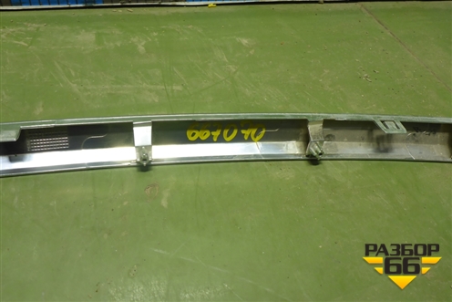 Накладка на решетку радиатора (602002032AA) для OMODA C5 с 2022г (Ц5)