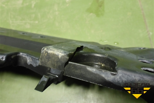 Пыльник переднего бампера центральный (5261842080) для Toyota Rav-4 с 2018г (Рав 4)