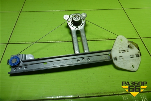 Стеклоподъёмник механический задний правый для Renault Logan с 2004-2015г (Логан)