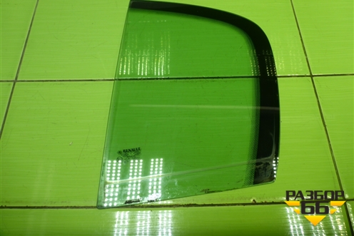 Стекло двери задней левой форточка (седан) для Renault Megane 2 с 2002-2009г (Меган)