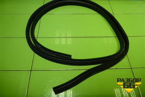 Уплотнитель двери передней левой для Renault Logan с 2004-2015г (Логан)