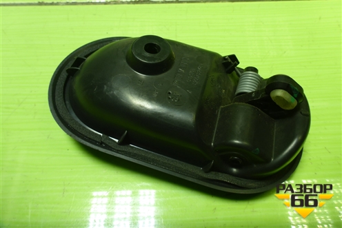 Ручка внутренняя двери передней левой (8200733848) для Renault Logan с 2004-2015г (Логан)