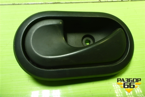 Ручка внутренняя двери передней левой (8200733848) для Renault Logan с 2004-2015г (Логан)