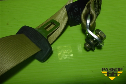 Ремень безопасности задний (8E5857805D) для Audi A4 (В7) с 2004-2009г (А4)