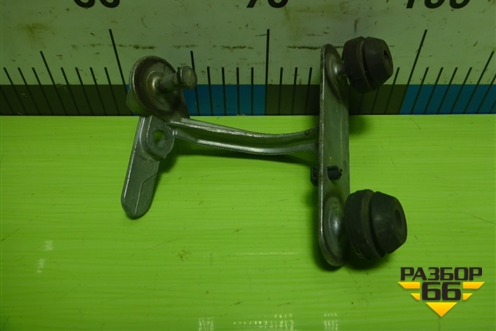 Кронштейн блока ABS (A2074310040) для Mercedes Benz E-Klass C207 (купе) с 2009г (Е Купе)