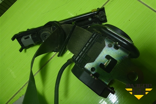 Ремень безопасности передний правый с пиропатроном (5ти дверный кузов) (13297101) для Opel Astra J с 2009г (Астра Джей)