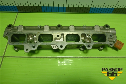 Рейка топливная рампа (1.4л CAXA) для Skoda Yeti с 2009г (Етти)