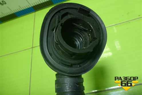 Патрубок отопителя (A2048302296) для Mercedes Benz C-Klass W204 с 2007-2014г (Ц)