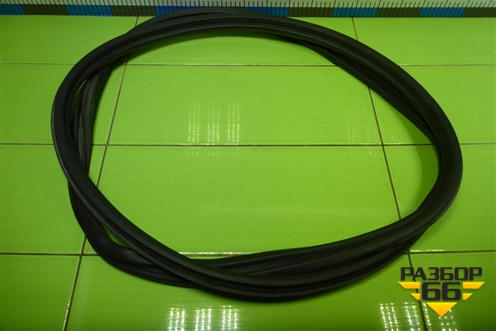 Уплотнитель двери левой (3-х дверный кузов) для Opel Corsa D с 2006-2014г (Корса Д)