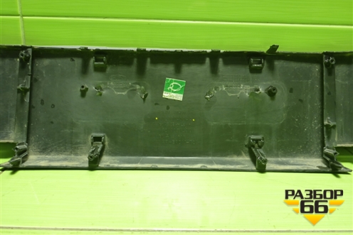 Накладка переднего бампера (под гос номер и парктроники) (602000400AA) для Chery Tiggo 8 с 2018г (Тиго 8)