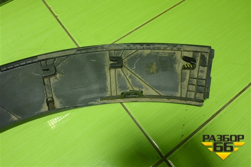 Накладка переднего крыла правого (87714D7000) для Hyundai Tucson с 2015-2022г (Туксон)