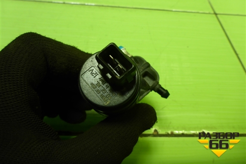 Насос омывателя (55702893) для Opel Corsa D с 2006-2014г (Корса Д)