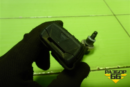 Замок ремня безопасности задний (13240226) для Opel Corsa D с 2006-2014г (Корса Д)