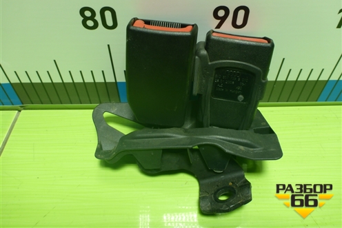 Замок ремня безопасности задний (8K0857739B) для Audi A4 (В8) с 2007-2015г (А4)