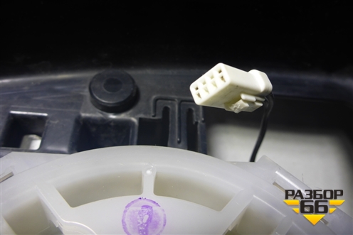 Зеркало левое электрическое (13 контактов без камеры) для Toyota Land Cruiser (300) с 2021г (Ленд Крузер)