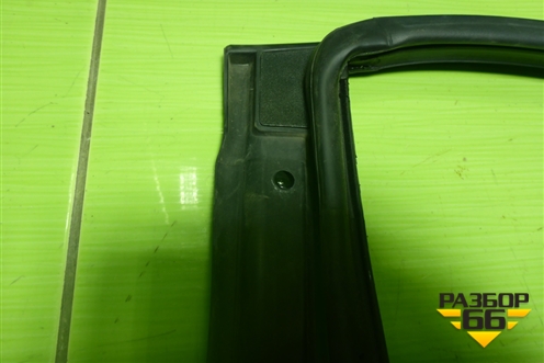 Уплотнитель двери задней правой (на дверь) (J686207120) для Chery Tiggo 4 Pro с 2020-2025г (Тиго 4 Про)