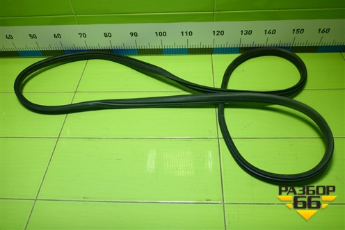 Уплотнитель двери передней левой (на кузов) (J686107113) для Chery Tiggo 4 Pro с 2020-2025г (Тиго 4 Про)