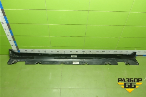 Накладка на порог наружная левая (A2536980800) для Mercedes Benz GLC-Klass X253  с 2015г (ГЛЦ)